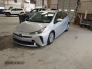 ✅ 2021 Toyota Prius L Eco • VIN: JTDKAMFUXM3144568 • Lot: 42689815. Listed on IAAI with 78,721 mi. Free auction sales archive from the USA and detailed vehicle history report at DreamBid. Image 18.