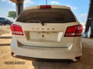 ✅ 2019 Dodge Journey SE • VIN: 3C4PDCBB1KT836568 • Lot: 80021485. Wystawiony na Copart z przebiegiem 141 959 mil. Bezpłatny archiwum sprzedaży aukcyjnych z USA i szczegółowy raport historii pojazdu na DreamBid. Zdjęcie 6.