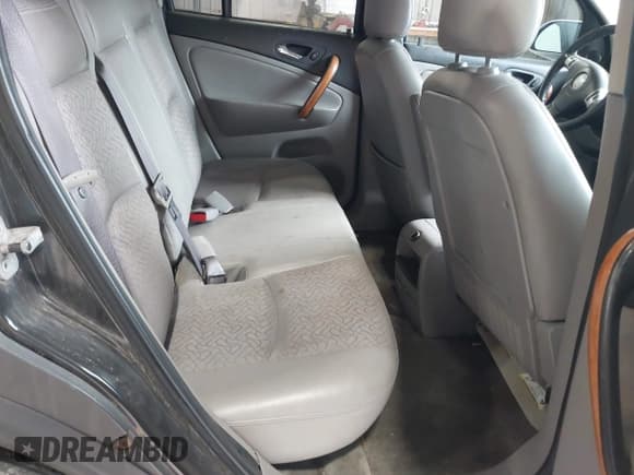 ✅ 2006 Saturn VUE • VIN: 5GZCZ53466S834963 • Lot: 42157328. Wystawiony na IAAI z przebiegiem 146 518 mil. Bezpłatny archiwum sprzedaży aukcyjnych z USA i szczegółowy raport historii pojazdu na DreamBid. Zdjęcie 8.