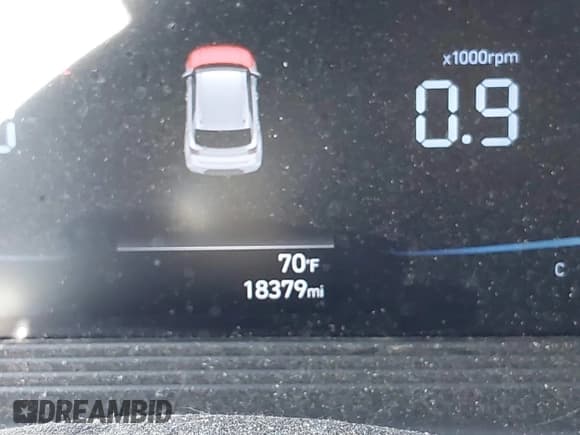 ✅ 2023 Hyundai Venue SEL • VIN: KMHRC8A33PU262356 • Lot: 40310588. Listed on IAAI with 18,379 mi. Free auction sales archive from the USA and detailed vehicle history report at DreamBid. Image 16.