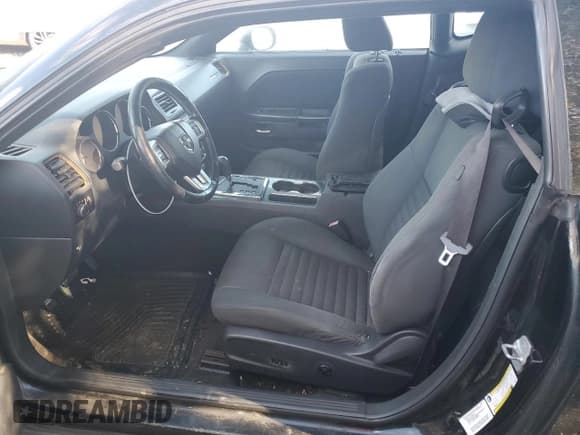 ✅ 2012 Dodge Challenger SXT Plus • VIN: 2C3CDYAG2CH259329 • Лот: 91780585. Опубликован ранее на Copart с пробегом 164 670 миль. Бесплатный доступ к архиву аукционных продаж из США и подробный отчёт об истории автомобиля на DreamBid. Изображение 7.