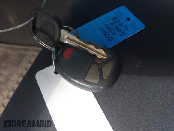 ✅ 2007 Chevrolet Silverado 1500 1LT • VIN: 2GCEC13J371676450 • Lot: 43393972. Wystawiony na IAAI z przebiegiem 313 790 mil. Bezpłatny archiwum sprzedaży aukcyjnych z USA i szczegółowy raport historii pojazdu na DreamBid. Zdjęcie 11.