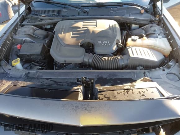 ✅ 2020 Dodge Challenger SXT • VIN: 2C3CDZAG7LH203814 • Lot: 43610375. Listed on IAAI with 104,408 mi. Free auction sales archive from the USA and detailed vehicle history report at DreamBid. Image 10.