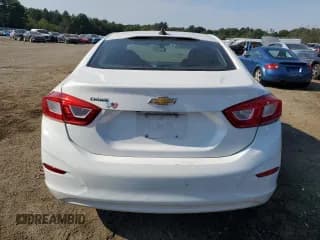 ✅ 2019 Chevrolet Cruze LS • VIN: 1G1BC5SM8K7133668 • Lot: 80787795. Listed on Copart with 129,704 mi. Free auction sales archive from the USA and detailed vehicle history report at DreamBid. Image 6.
