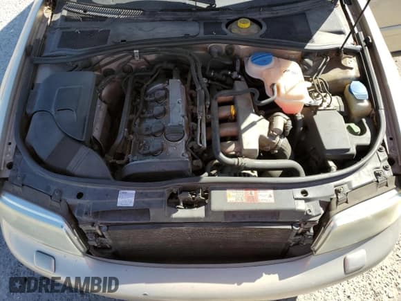 ✅ 2001 Audi A4 • VIN: WAUDC68DX1A105981 • Lot: 65834454. Wystawiony na Copart z przebiegiem 120 470 mil. Bezpłatny archiwum sprzedaży aukcyjnych z USA i szczegółowy raport historii pojazdu na DreamBid. Zdjęcie 11.