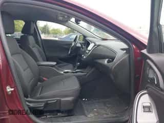 ✅ 2016 Chevrolet Malibu LT • VIN: 1G1ZF5SX3GF186890 • Lot: 43275631. Wystawiony na IAAI z przebiegiem 163 982 mil mil. Skorzystaj z bezpłatnego archiwum sprzedaży aukcyjnych z USA i zobacz szczegółowy raport historii pojazdu na DreamBid. Zdjęcie 5.