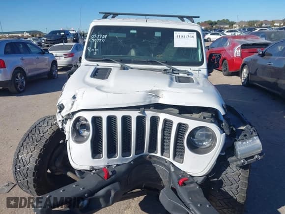 ✅ 2020 Jeep Wrangler Unlimited Rubicon • VIN: 1C4JJXFM9LW211610 • Lot: 41041368. Listed on IAAI with Not provided. Free auction sales archive from the USA and detailed vehicle history report at DreamBid. Image 12.