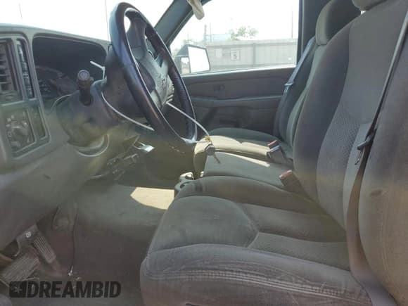 ✅ 2004 Chevrolet Silverado 2500HD LT • VIN: 1GCHK291X4E123186 • Лот: 64627415. Опубликован ранее на Copart с пробегом 200 745 миль. Бесплатный доступ к архиву аукционных продаж из США и подробный отчёт об истории автомобиля на DreamBid. Изображение 7.