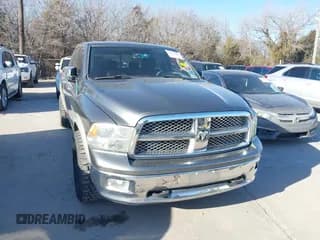 ✅ 2010 Dodge 1500 SLT • VIN: 1D7RB1CT5AS148167 • Lot: 41399940. Wystawiony na IAAI z przebiegiem 207 361 mil. Bezpłatny archiwum sprzedaży aukcyjnych z USA i szczegółowy raport historii pojazdu na DreamBid. Zdjęcie 6.