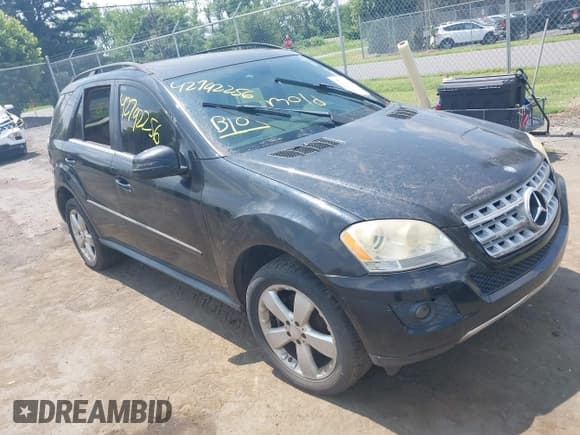 ✅ 2011 Mercedes-Benz M 350 • VIN: 4JGBB5GB0BA723234 • Lot: 42792256. Listed on IAAI with 284,987 mi. Free auction sales archive from the USA and detailed vehicle history report at DreamBid. Image 1.