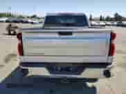 2021 Chevrolet Silverado 1500 LT z VIN 3GCUYDED5MG395226, wystawiony jako Copart lot #61405205 z przebiegiem 33 745 mil mil oraz Szkoda całkowita • Salvage title. Historia ofert i sprzedaży dostępna na DreamBid. Obrazek 6.