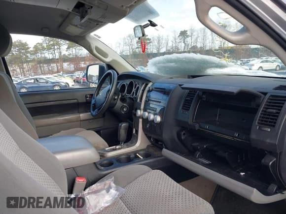 ✅ 2011 Toyota Tundra • VIN: 5TFRY5F14BX105163 • Лот: 41351530. Опубликован ранее на IAAI с пробегом Не указан. Бесплатный доступ к архиву аукционных продаж из США и подробный отчёт об истории автомобиля на DreamBid. Изображение 5.