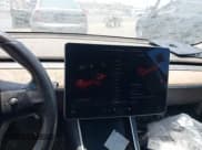 ✅ 2020 Tesla Model 3 Long Range • VIN: 5YJ3E1EB3LF666760 • Lot: 42441379. Wystawiony na IAAI z przebiegiem 117 318 mil. Bezpłatny archiwum sprzedaży aukcyjnych z USA i szczegółowy raport historii pojazdu na DreamBid. Zdjęcie 7.