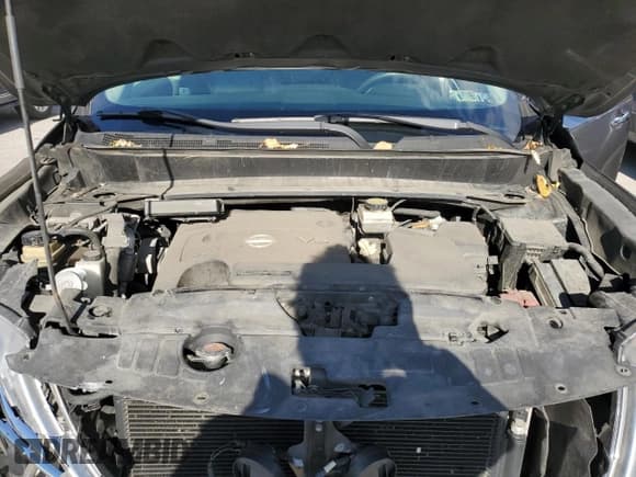 ✅ 2016 Nissan Pathfinder SV • VIN: 5N1AR2MM8GC630081 • Lot: 92399155. Listed on Copart with 168,320 mi. Free auction sales archive from the USA and detailed vehicle history report at DreamBid. Image 12.