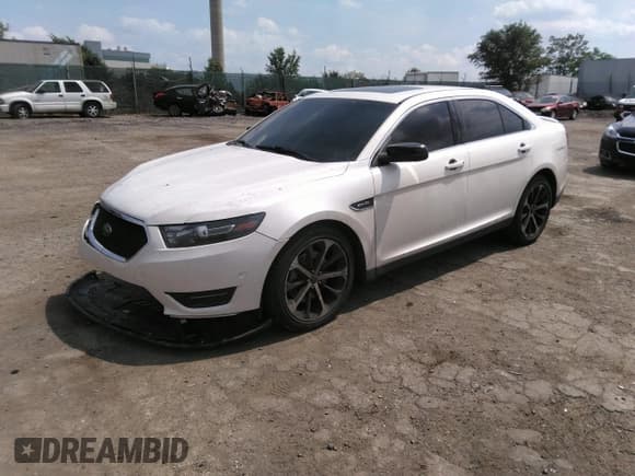 ✅ 2016 Ford Taurus SHO • VIN: 1FAHP2KT8GG153024 • Lot: 39742249. Listed on IAAI with 44,347 mi. Free auction sales archive from the USA and detailed vehicle history report at DreamBid. Image 16.