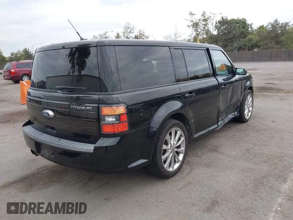 ✅ 2011 Ford Flex Limited • VIN: 2FMGK5DC8BBD22828 • Lot: 43423270. Listed on IAAI with 245,210 mi. Free auction sales archive from the USA and detailed vehicle history report at DreamBid. Image 4.