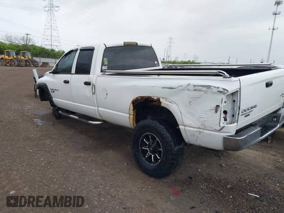 2004 Dodge 3500 ST with VIN 3D7LU38C64G117736, listed as a IAAI auction lot 42058492 with 229,102 mi miles and . Bid and sale history available at DreamBid. Image 3.
