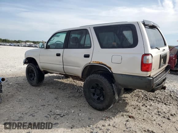 ✅ 1997 Toyota 4Runner • VIN: JT3HM84R5V0021856 • Лот: 83771235. Опубликован ранее на Copart с пробегом 183 468 миль. Бесплатный доступ к архиву аукционных продаж из США и подробный отчёт об истории автомобиля на DreamBid. Изображение 2.