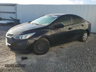 ✅ 2018 Chevrolet Cruze LS • VIN: 1G1BC5SM0J7138104 • Lot: 84302135. Listed on Copart with 88,388 mi. Free auction sales archive from the USA and detailed vehicle history report at DreamBid. Image 1.