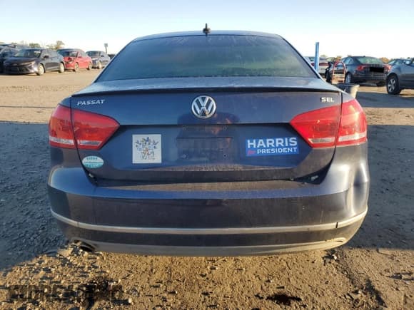 ✅ 2012 Volkswagen Passat SEL • VIN: 1VWCP7A33CC068481 • Lot: 87365145. Wystawiony na Copart z przebiegiem Nie podano. Bezpłatny archiwum sprzedaży aukcyjnych z USA i szczegółowy raport historii pojazdu na DreamBid. Zdjęcie 6.