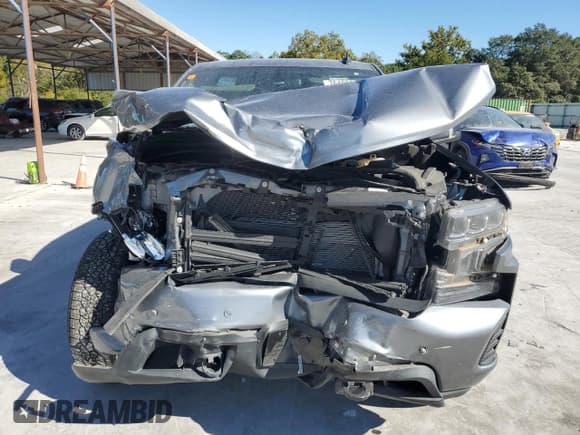 ✅ 2019 Chevrolet Silverado 1500 RST • VIN: 1GCUYEED1KZ356216 • Lot: 76403664. Wystawiony na Copart z przebiegiem 41 590 mil. Bezpłatny archiwum sprzedaży aukcyjnych z USA i szczegółowy raport historii pojazdu na DreamBid. Zdjęcie 5.