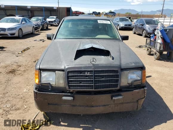 ✅ 1993 Mercedes-Benz 400 E • VIN: WDBEA34E9PB848952 • Лот: 60567705. Опубликован ранее на Copart с пробегом Не указан. Бесплатный доступ к архиву аукционных продаж из США и подробный отчёт об истории автомобиля на DreamBid. Изображение 5.