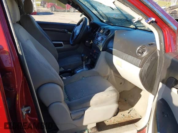 2008 Saturn VUE XE z VIN 3GSCL33P88S640657, wystawiony jako IAAI lot #40954856 z przebiegiem 127 895 mil mil oraz . Historia ofert i sprzedaży dostępna na DreamBid. Obrazek 5.