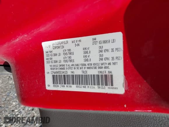 ✅ 2005 Dodge Dakota SLT • VIN: 1D7HW48N55S104123 • Lot: 42828730. Listed on IAAI with 141,913 mi. Free auction sales archive from the USA and detailed vehicle history report at DreamBid. Image 9.