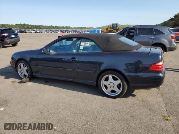 ✅ 2001 Mercedes-Benz CLK 320/430 • VIN: WDBLK70G91T081852 • Лот: 63235504. Опубликован ранее на Copart с пробегом 42 766 миль. Бесплатный доступ к архиву аукционных продаж из США и подробный отчёт об истории автомобиля на DreamBid. Изображение 2.