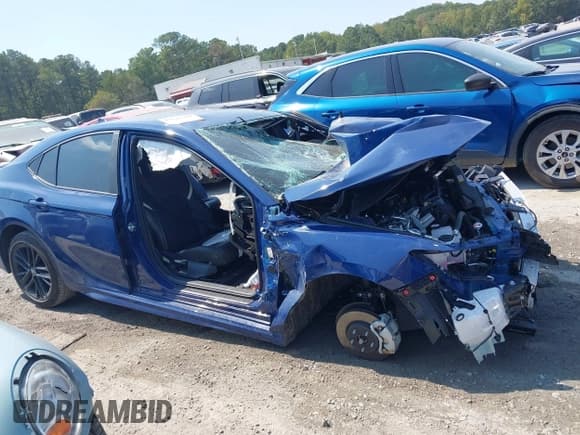 ✅ 2025 Toyota Camry SE • VIN: 4T1DAACK7SU129443 • Lot: 43225500. Listed on IAAI with Not provided. Free auction sales archive from the USA and detailed vehicle history report at DreamBid. Image 12.