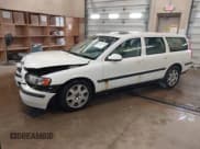 ✅ 2001 Volvo V70 • VIN: YV1SW53D011006843 • Лот: 41582749. Опубликован ранее на IAAI с пробегом 243 272 миль. Бесплатный доступ к архиву аукционных продаж из США и подробный отчёт об истории автомобиля на DreamBid. Изображение 2.