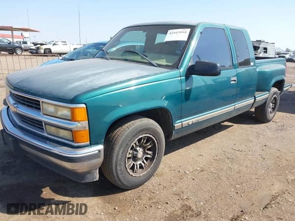 1997 Chevrolet Silverado 1500 с VIN 2GBEC19RXV1170659, выставлен на аукционе IAAI как лот 42415918 с пробегом 117 504 миль миль и . История ставок и продаж доступна на DreamBid. Изображение 2.