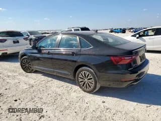 ✅ 2021 Volkswagen Jetta S • VIN: 3VWC57BU0MM051215 • Лот: 82378175. Опубликован ранее на Copart с пробегом 186 304 миль. Бесплатный доступ к архиву аукционных продаж из США и подробный отчёт об истории автомобиля на DreamBid. Изображение 2.