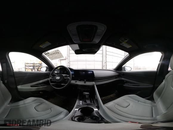 ✅ 2024 Hyundai Elantra Limited • VIN: KMHLN4DJ7RU114121 • Лот: 43253574. Опубликован ранее на IAAI с пробегом 35 101 миль. Бесплатный доступ к архиву аукционных продаж из США и подробный отчёт об истории автомобиля на DreamBid. Изображение 19.