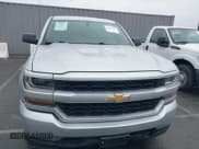✅ 2017 Chevrolet Silverado 1500 Custom • VIN: 1GCRCPEC1HZ308506 • Lot: 43693354. Wystawiony na IAAI z przebiegiem 160 827 mil. Bezpłatny archiwum sprzedaży aukcyjnych z USA i szczegółowy raport historii pojazdu na DreamBid. Zdjęcie 13.