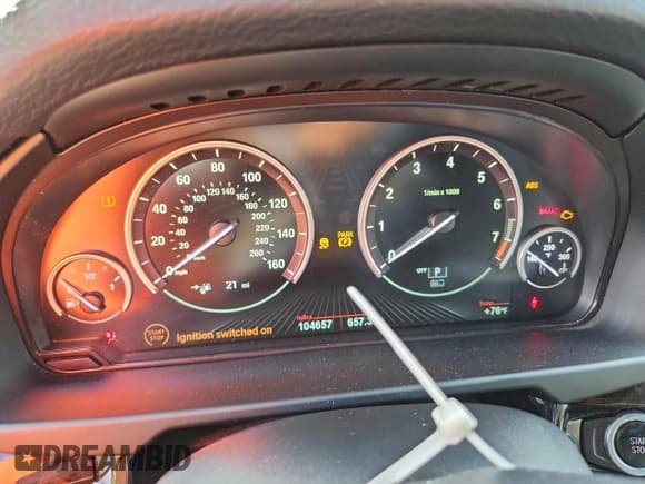 ✅ 2017 BMW X5 xDrive40e • VIN: 5UXKT0C33H0V96852 • Lot: 93750535. Listed on Copart with 104,657 mi. Free auction sales archive from the USA and detailed vehicle history report at DreamBid. Image 9.