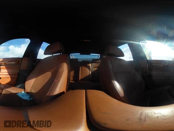 ✅ 2014 BMW 7 Series ALPINA B7 • VIN: WBAYE8C53ED136145 • Lot: 42057674. Wystawiony na IAAI z przebiegiem 108 752 mil. Bezpłatny archiwum sprzedaży aukcyjnych z USA i szczegółowy raport historii pojazdu na DreamBid. Zdjęcie 19.