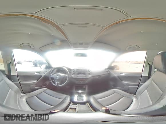 ✅ 2012 Volkswagen Tiguan SE • VIN: WVGAV7AX2CW551375 • Lot: 58834985. Listed on Copart with 95,892 mi. Free auction sales archive from the USA and detailed vehicle history report at DreamBid. Image 16.