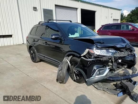 2018 Mitsubishi Outlander SE with VIN JA4AD3A36JZ067258, listed as a Copart auction lot 81457995 with 112,346 mi miles and Salvage title. Bid and sale history available at DreamBid. Image 13.