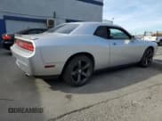 ✅ 2010 Dodge Challenger SE • VIN: 2B3CJ4DVXAH219814 • Lot: 42195015. Wystawiony na Copart z przebiegiem Nie podano. Bezpłatny archiwum sprzedaży aukcyjnych z USA i szczegółowy raport historii pojazdu na DreamBid. Zdjęcie 3.