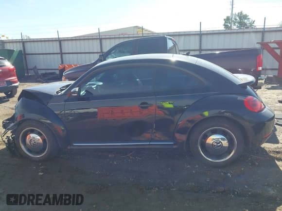 ✅ 2015 Volkswagen Beetle 1.8T • VIN: 3VWF17AT5FM653130 • Lot: 43598979. Listed on IAAI with 121,569 mi. Free auction sales archive from the USA and detailed vehicle history report at DreamBid. Image 14.