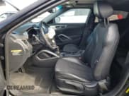 ✅ 2013 Hyundai Veloster w/Black Int • VIN: KMHTC6AD4DU108821 • Lot: 44820225. Wystawiony na Copart z przebiegiem 181 720 mil. Bezpłatny archiwum sprzedaży aukcyjnych z USA i szczegółowy raport historii pojazdu na DreamBid. Zdjęcie 7.