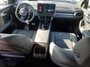 ✅ 2024 VinFast VF 8 Plus • VIN: RLLV1AFA5RH004896 • Lot: 71186455. Wystawiony na Copart z przebiegiem 8 471 mil. Bezpłatny archiwum sprzedaży aukcyjnych z USA i szczegółowy raport historii pojazdu na DreamBid. Zdjęcie 8.