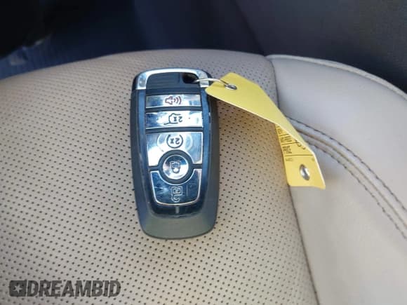 ✅ 2022 Lincoln Aviator Reserve • VIN: 5LM5J7WC4NGL03013 • Lot: 43607927. Wystawiony na IAAI z przebiegiem 16 402 mil. Bezpłatny archiwum sprzedaży aukcyjnych z USA i szczegółowy raport historii pojazdu na DreamBid. Zdjęcie 11.