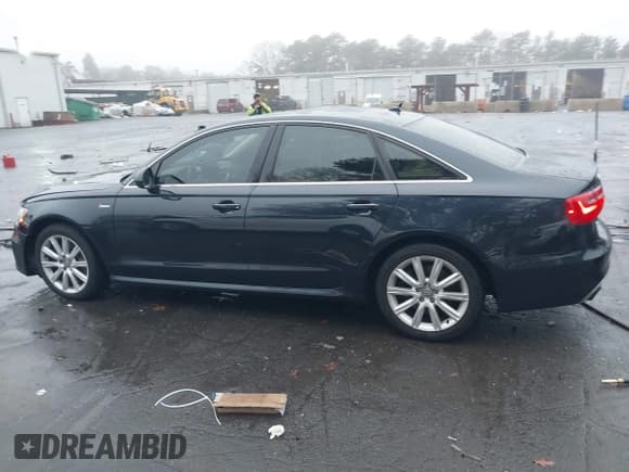 ✅ 2013 Audi A6 Prestige • VIN: WAUHGAFC1DN038977 • Lot: 43804733. Listed on IAAI with 158,099 mi. Free auction sales archive from the USA and detailed vehicle history report at DreamBid. Image 14.