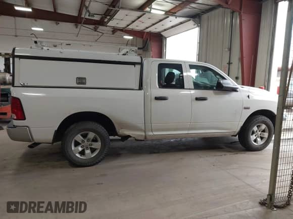 2016 Ram 1500 Express with VIN 1C6RR7FT8GS124465, listed as a IAAI auction lot 42553799 with 202,955 mi miles and . Bid and sale history available at DreamBid. Image 13.