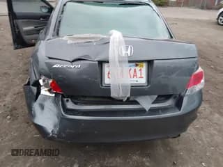 ✅ 2010 Honda Accord EX • VIN: 1HGCP2E79AA051875 • Lot: 43750499. Wystawiony na IAAI z przebiegiem 261 071 mil. Bezpłatny archiwum sprzedaży aukcyjnych z USA i szczegółowy raport historii pojazdu na DreamBid. Zdjęcie 6.