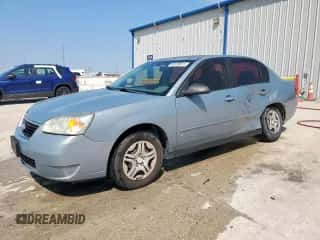 2008 Chevrolet Malibu Classic LS 1FL z VIN 1G1ZS58F68F123553, wystawiony jako Copart lot #80130075 z przebiegiem 239 383 mil mil oraz Szkoda całkowita • Salvage title. Historia ofert i sprzedaży dostępna na DreamBid. Obrazek 1.