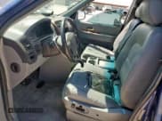 ✅ 2004 Kia Sedona LX • VIN: KNDUP131646508709 • Lot: 57891855. Wystawiony na Copart z przebiegiem 145 371 mil. Bezpłatny archiwum sprzedaży aukcyjnych z USA i szczegółowy raport historii pojazdu na DreamBid. Zdjęcie 7.