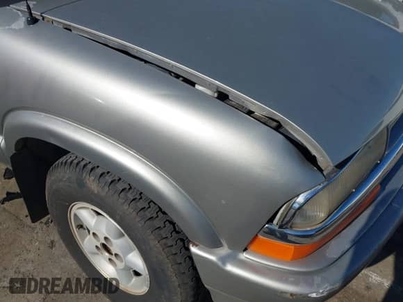 2000 Chevrolet S-10 LS с VIN 1GCDT19W1YK191711, выставлен на аукционе IAAI как лот 43329054 с пробегом 180 643 миль миль и . История ставок и продаж доступна на DreamBid. Изображение 17.